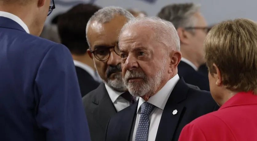 Lula rejeita documentos do G7 por tom favorável a Trump.